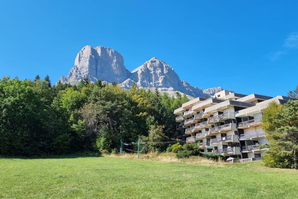 Ferienwohnung Chez K&D Au Col De L'Arzelier Chateau-Bernard Exterior foto